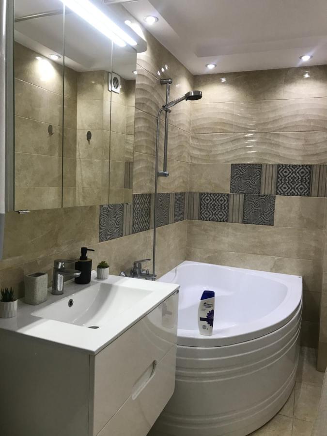 Vio Apartment Бухарест Экстерьер фото